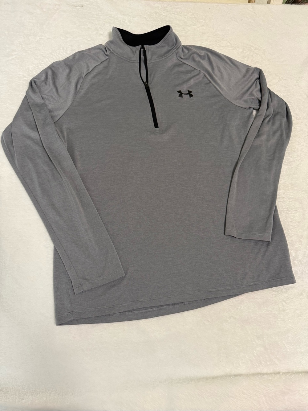 Under Armour Men's Medium Light Gray Quarter-Zip Long Sleeve Performance Top
